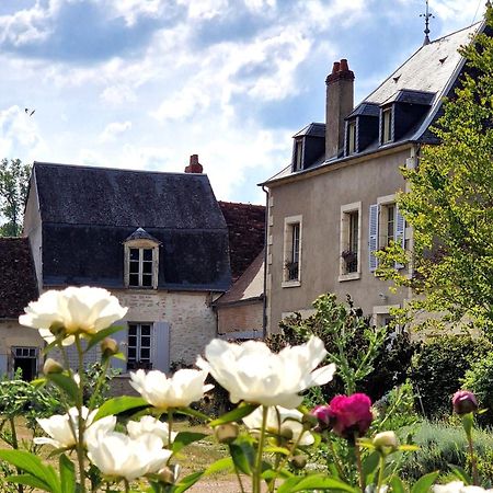 Chambre D'Hotes "Au Bord De Loire" La Marche Eksteriør billede