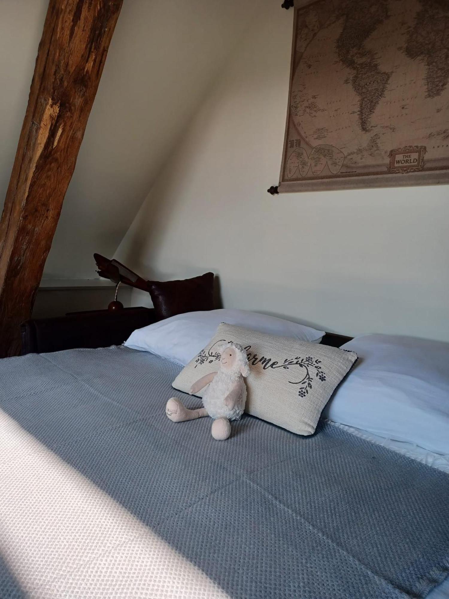 Chambre D'Hotes "Au Bord De Loire" La Marche Eksteriør billede